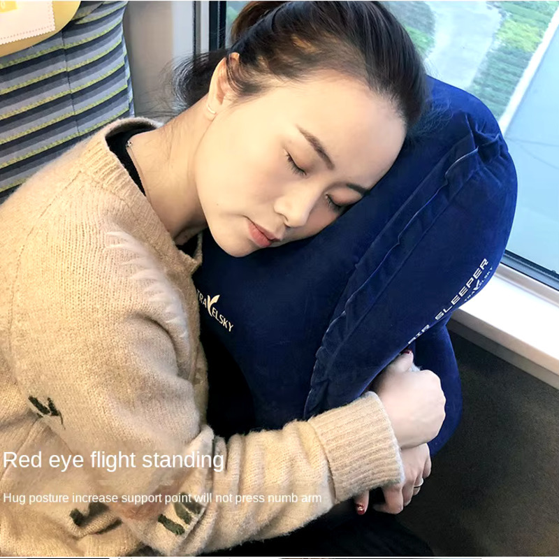 Nadmuchiwana poduszka podróżna – Travel Accessories Long Flight recenzja i cena