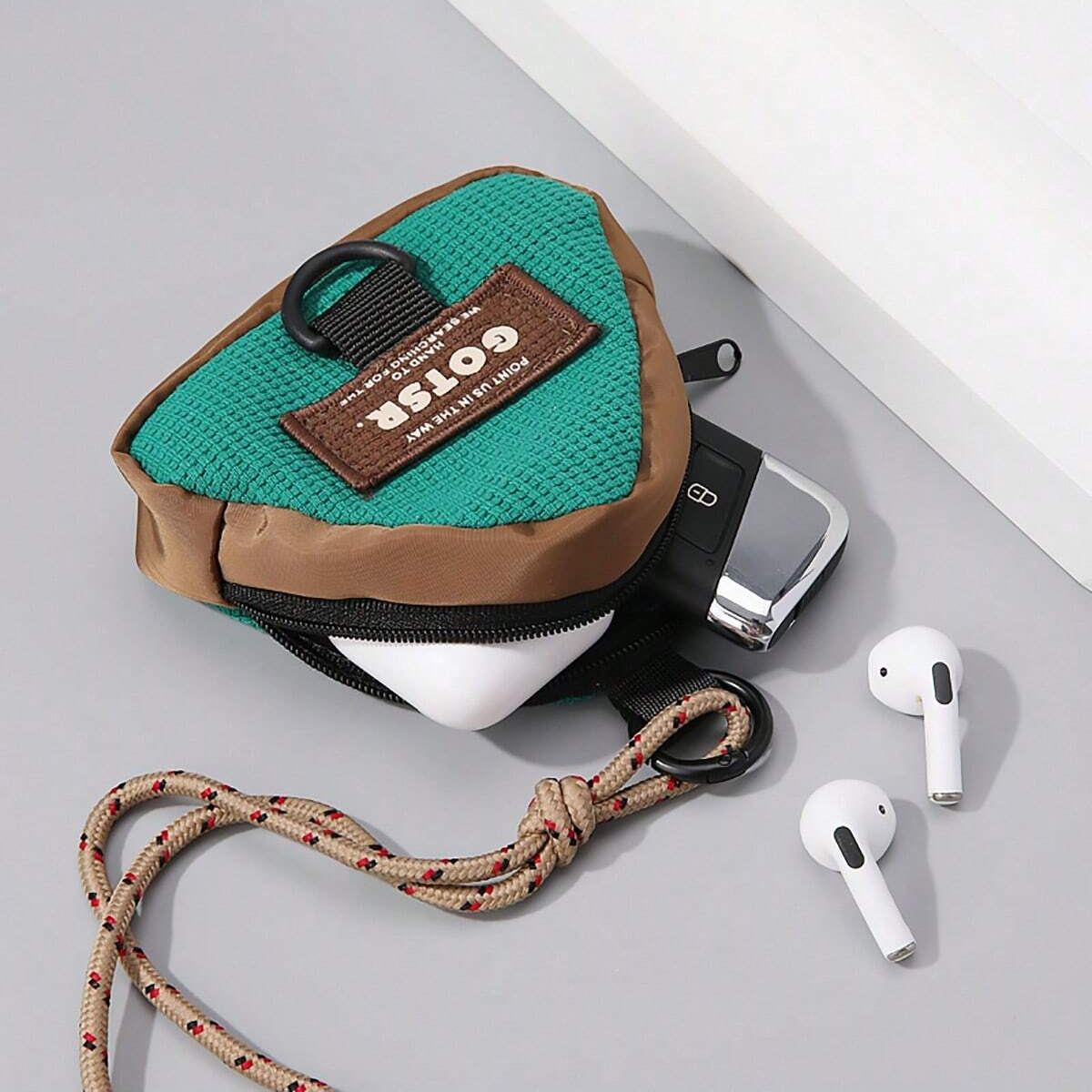 1 szt. Przenośna Mini Trójkątn – Travel Accessories Jewelry recenzja i cena
